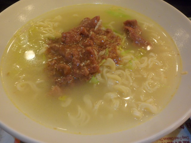 Finally got to eat Hong Kong instant noodles!