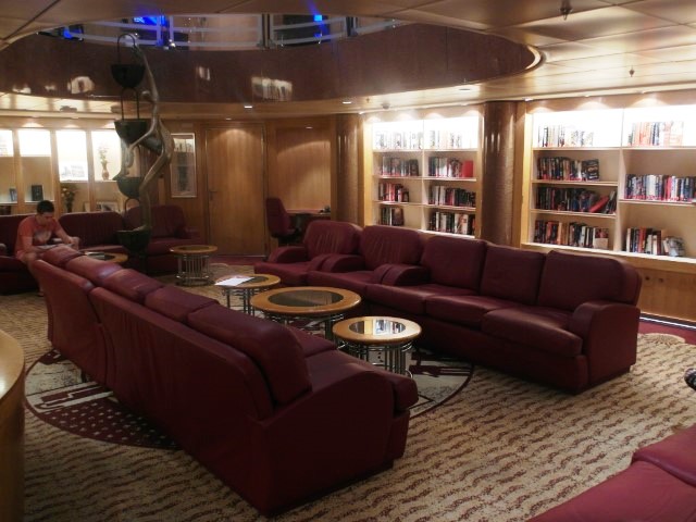 Library aboard Mariner of the Seas
