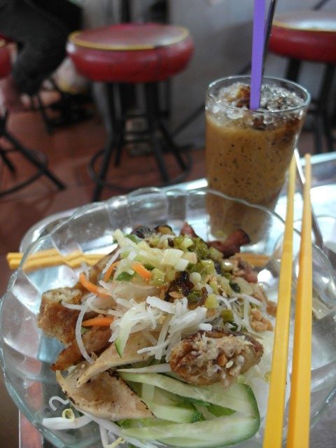 Vietnam Coffee and Grilled Pork / Spring Roll Vermicelli for a total of 100,000 dong about 5USD