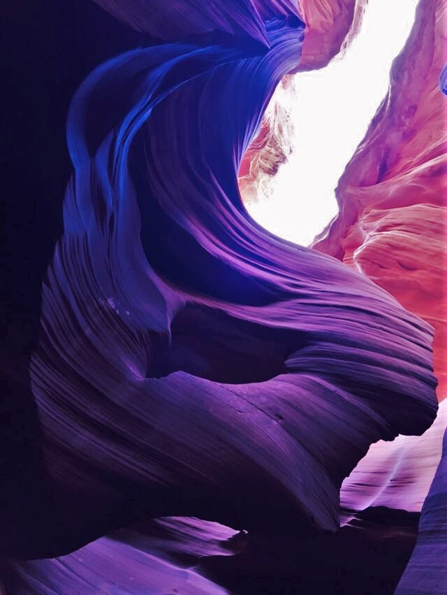 Lady in the Wind Antelope Canyon