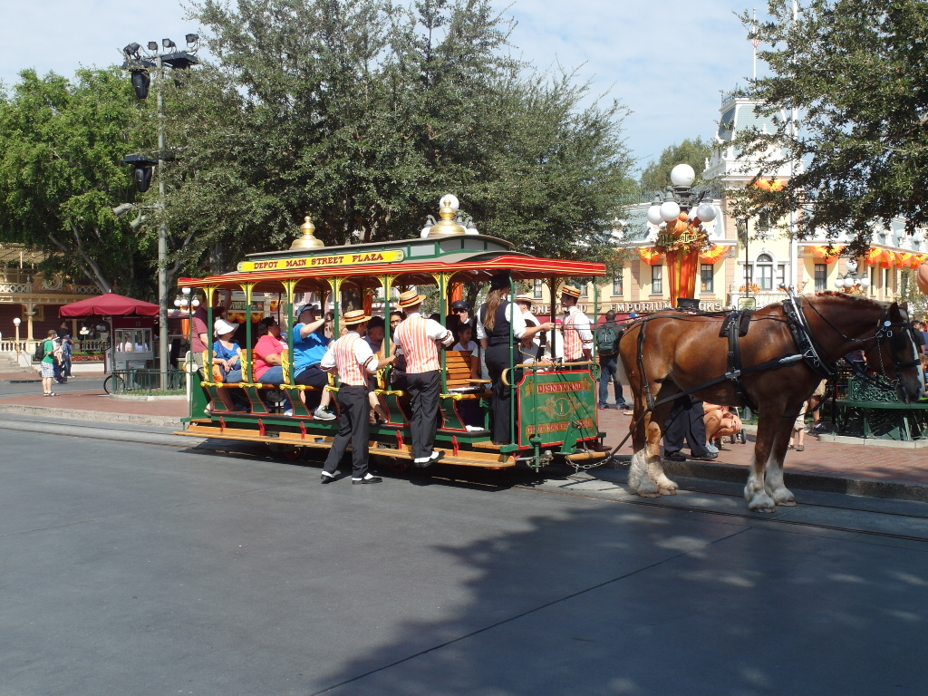 Horse Carriage Dapper Dans Disneyland Anaheim