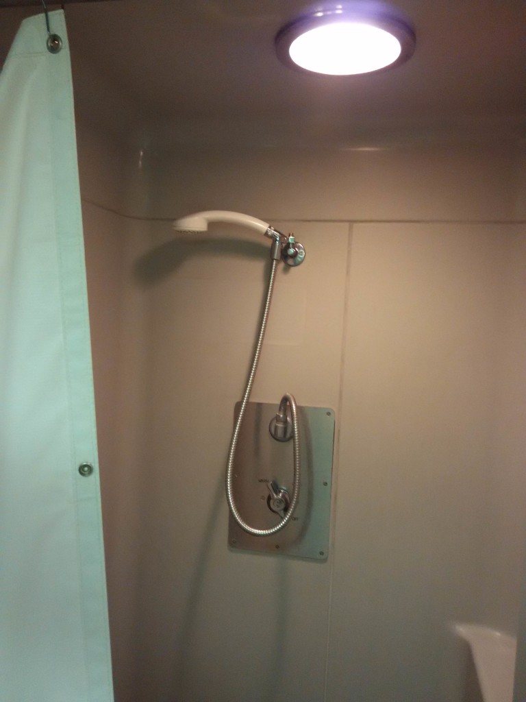 Showering Facilities included with California Zephyr Roomette