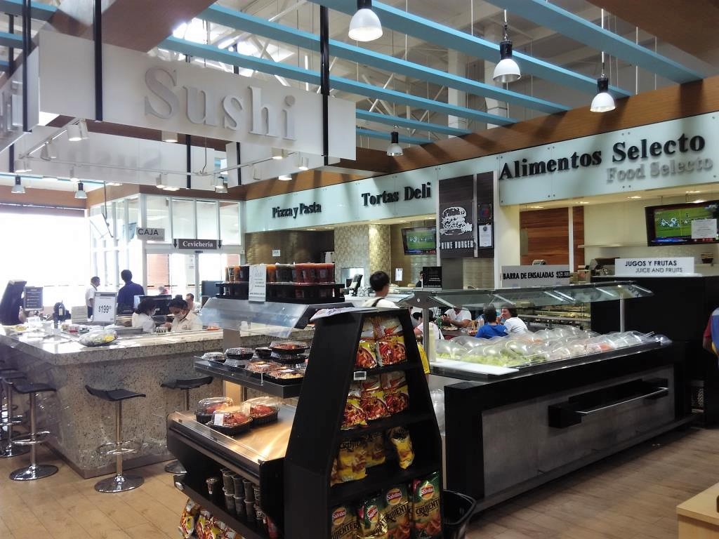 Food Court Selecto Supermarket Cancun