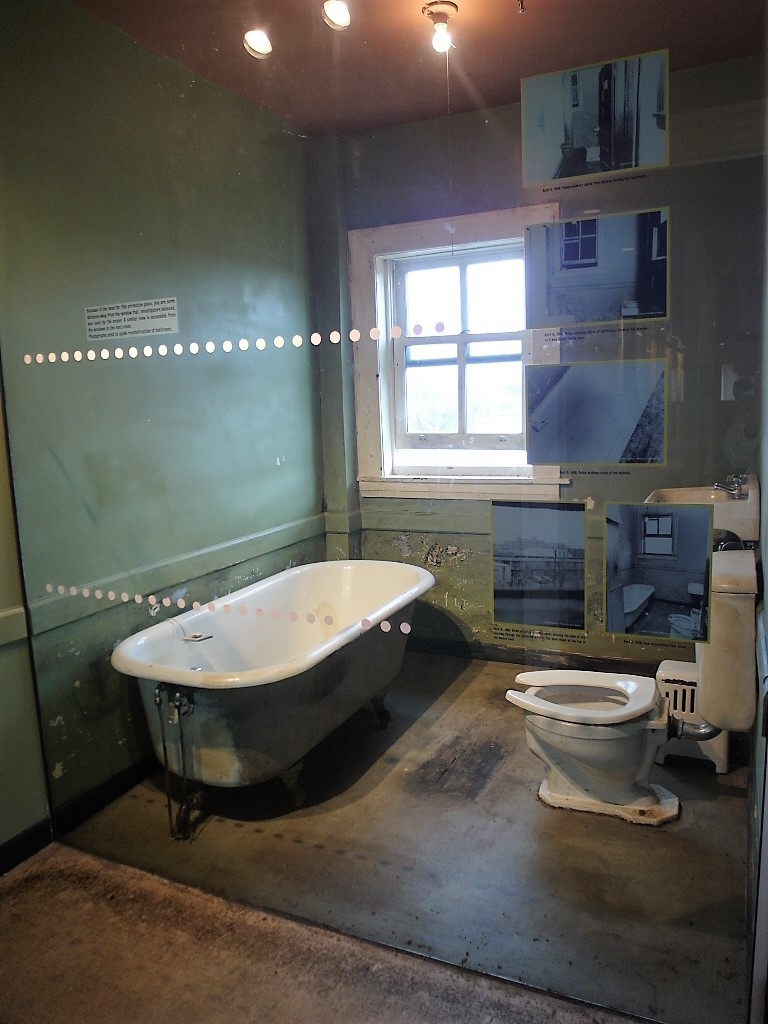 Bathroom of apartment where assassin took the shot