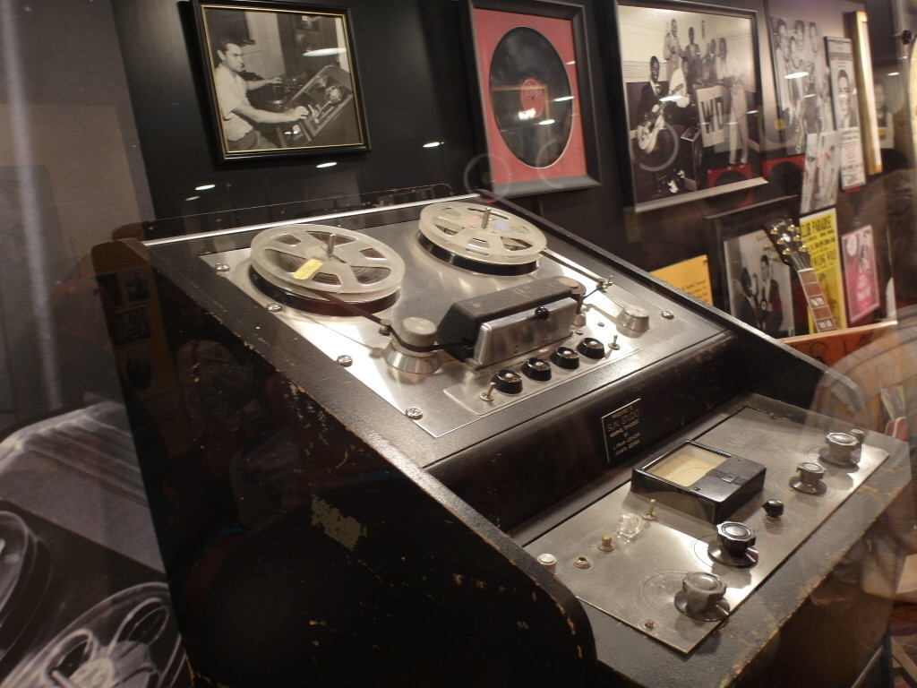 Recording Equipment that Sam Phillips used to start the Studio
