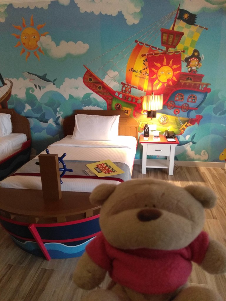 Family Suite Duplex - Pirates Themed Bedroom Level 1