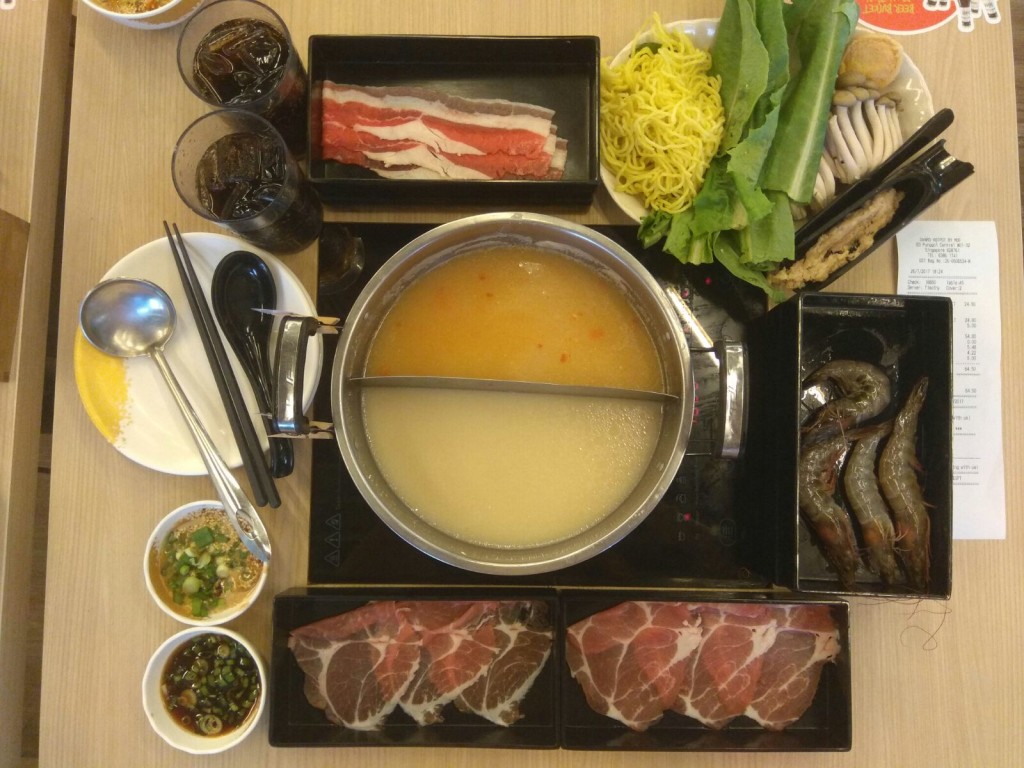 Is it Worth it to eat at Punggol Waterway Point Danro Collagen Hotpot Buffet (美人锅)?