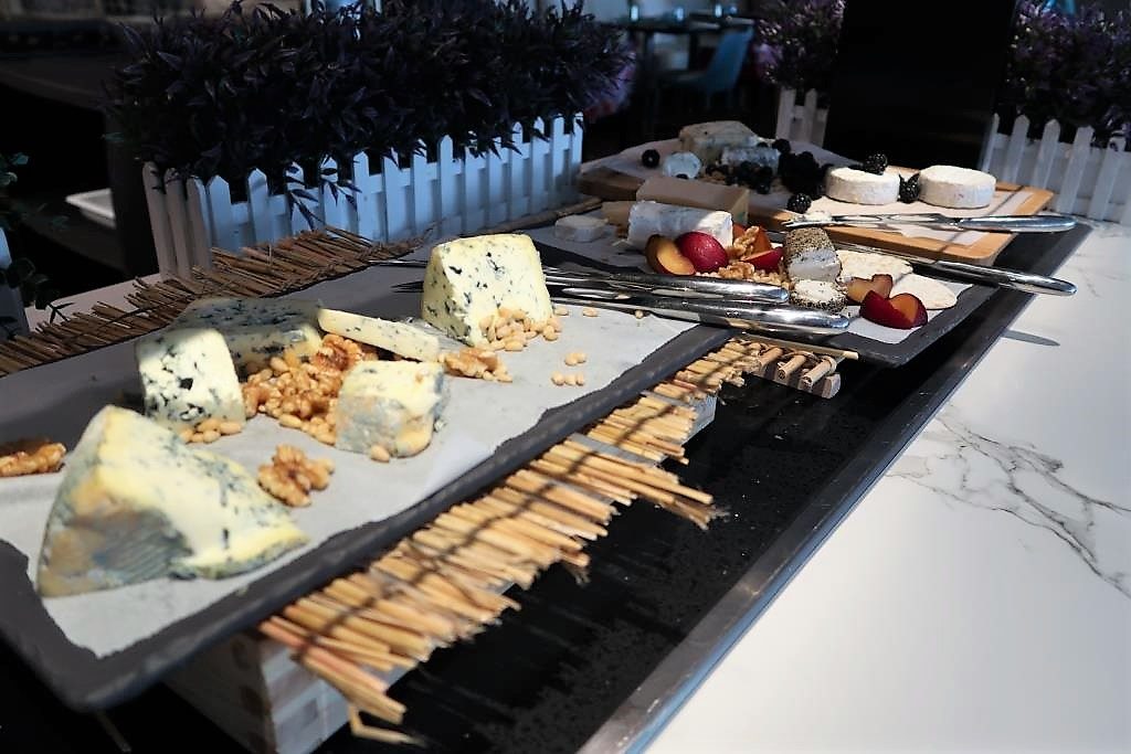 Selection of Cheeses at Food Exchange Dinner Buffet Novotel Singapore