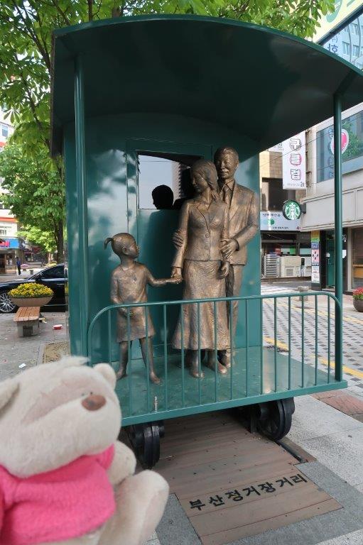 Statue at entrance of 40 Steps Busan