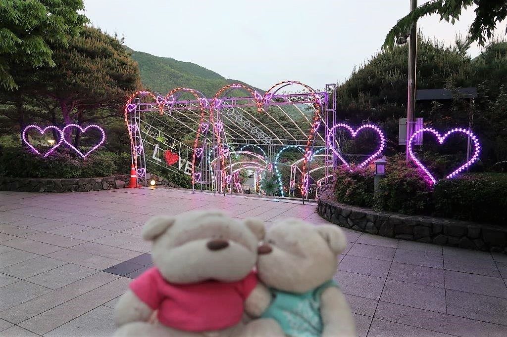 Red Heart Lights @ Daemyung Resort Danyang