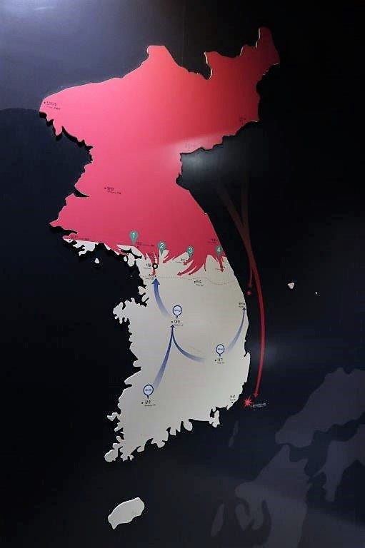 North and South Korea and the initial attacks