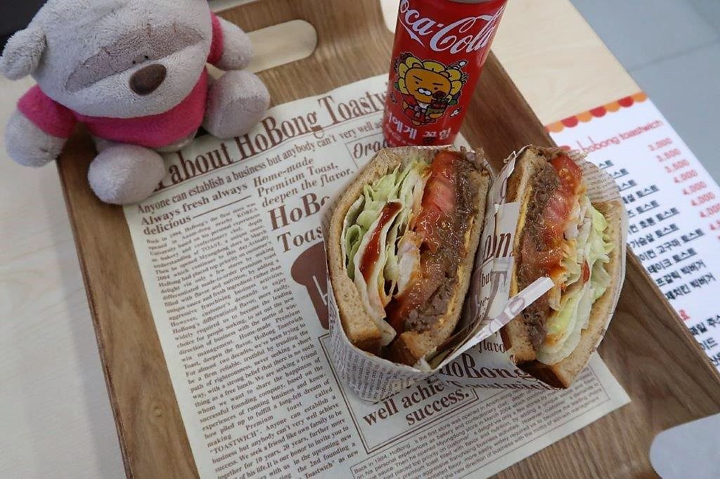 Steak Sandwich at deli area of emart Times Square Seoul (6,000krw)
