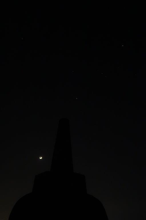 Silhouette of Borobodur before sunrise during 2bearbear's visit