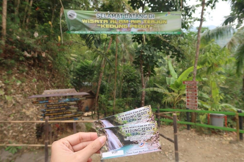 Entrance of Kedung Pedut Waterfall