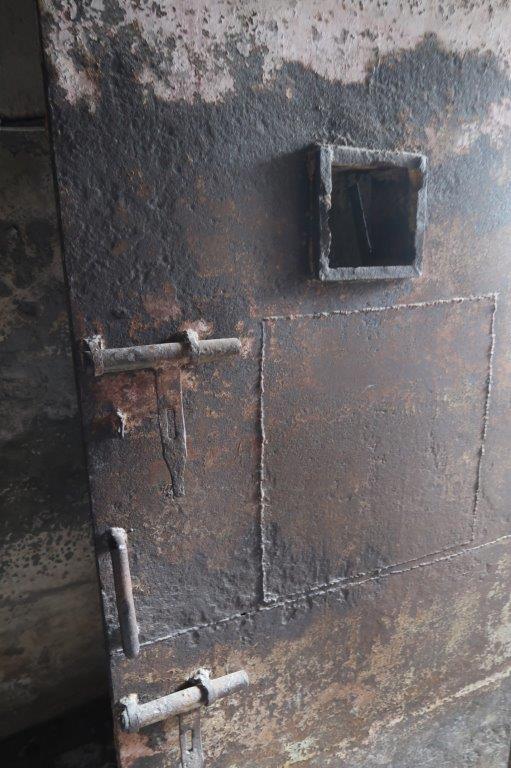 Door of Bunker Kaliadem