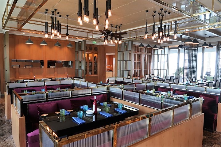 Inside Colony Clubhouse & Grill @ Grand Hyatt Kochi Bolgatty