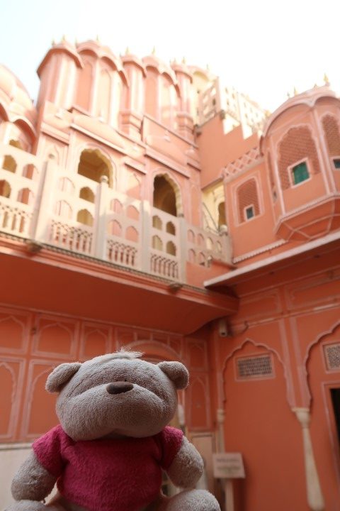 "Jaipur Pink" coloured walls of Hawa Mahal 