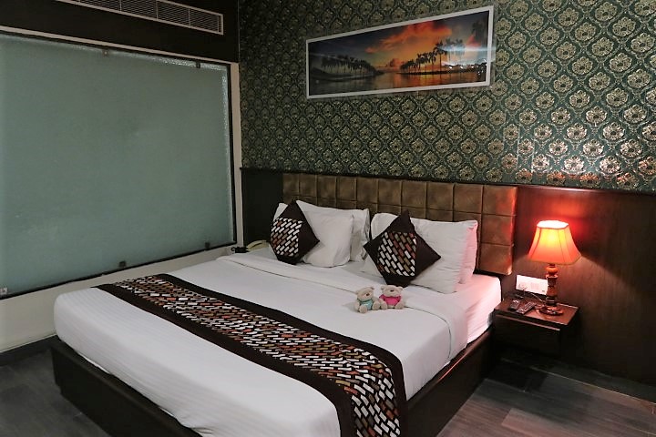 Bedroom of Hotel Taj Atulyaa