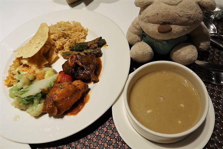 Tom's dinner at Palato Restaurant Buffet Hotel Radisson Blu Agra Taj