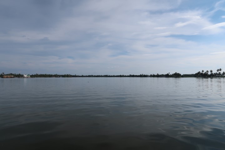 Arriving at Vembanad Lake - the vastness of this lake