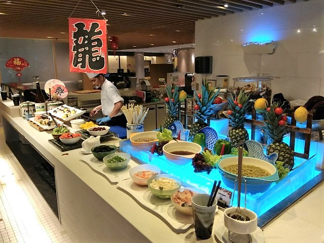 Japanese sushi and sashimi buffet at Parkroyal Kitchener Spice Brasserie Lunch Buffet