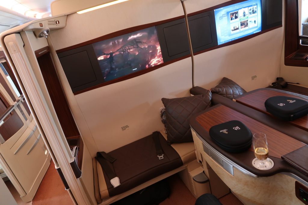 SQ First Class Suites 