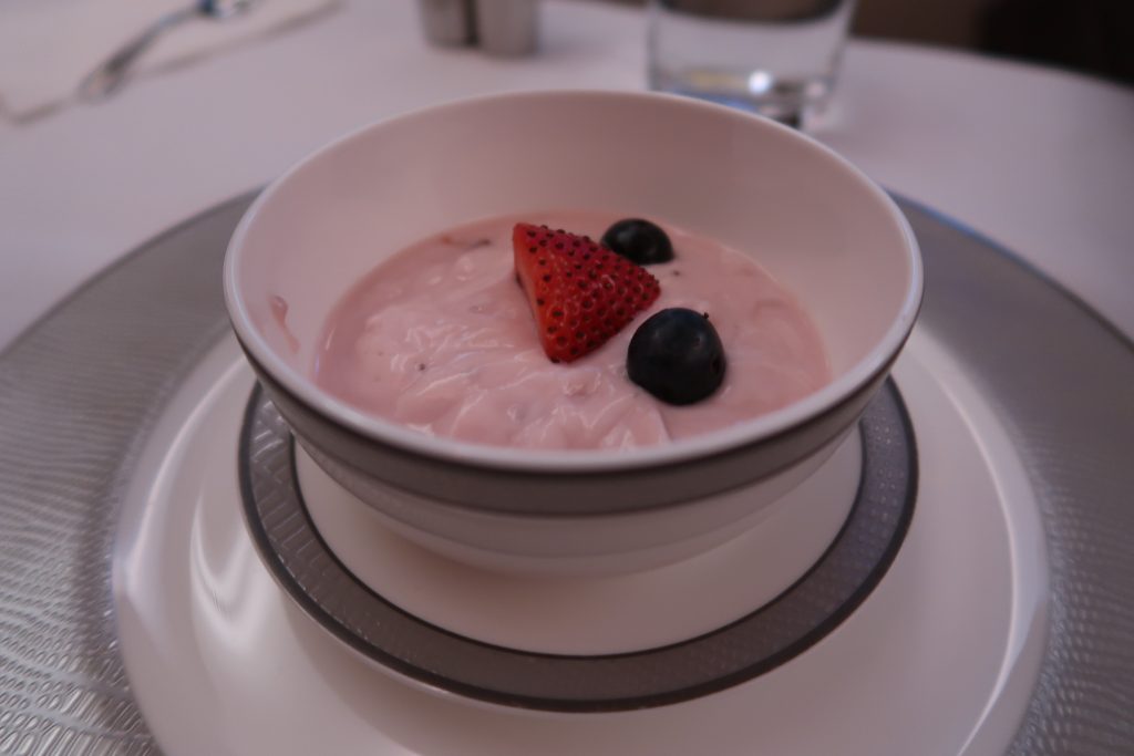 SQ First Class Suites Brunch - Fruit Yoghurt