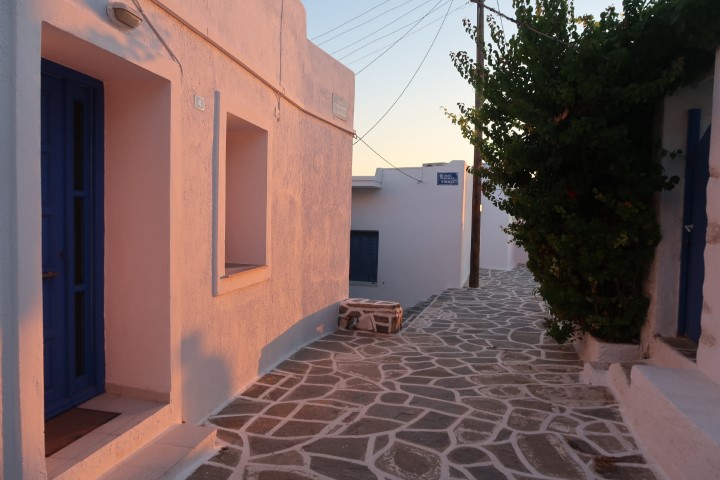 Path to the top of Frankish Castle Paros for sunset