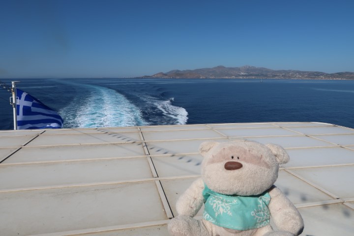 2bearbear enjoying views on Blue Star Patmos ferry from Santorini to Naxos
