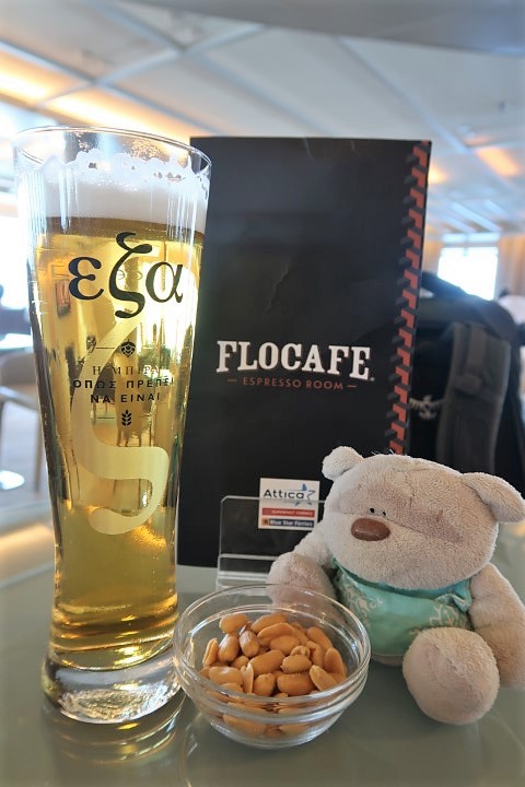 Draft EZA beer (5.2 euros) brought to us by our waiter, comes with complimentary snack :)