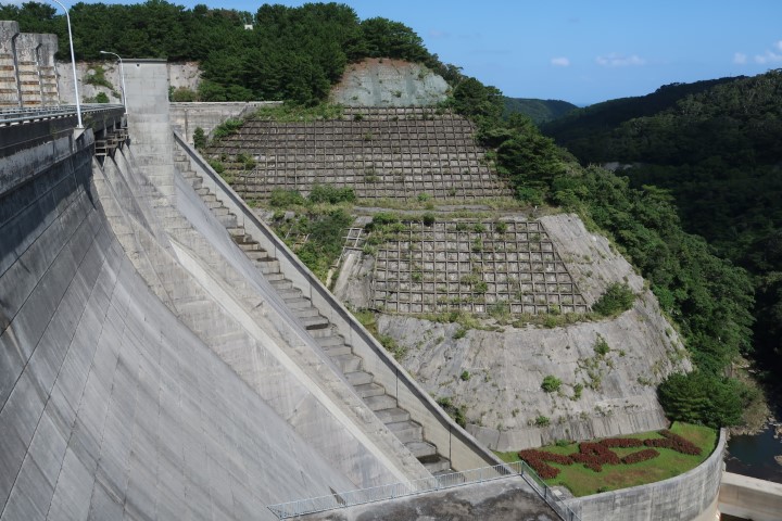 Fukugawa Dam (Ada Dam) Okinawa