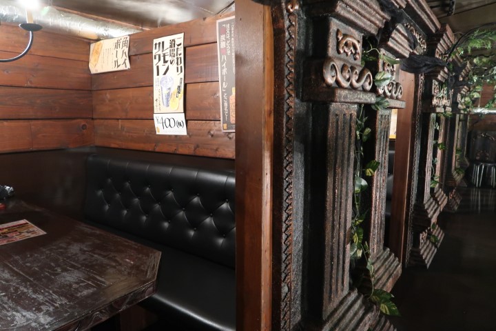 Private booths at 黑猫屋 Black Cat Restaurant Okinawa