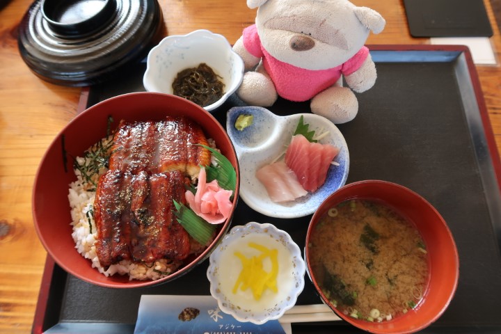 味華海鮮食堂 Okinawa Henza Seafood Restaurant - Unagi Don (1500 yen)