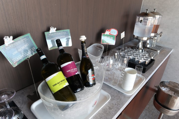 Wines, beer, prosecco and water at Club Lounge of Hotel Aqua Citta Naha Okinawa