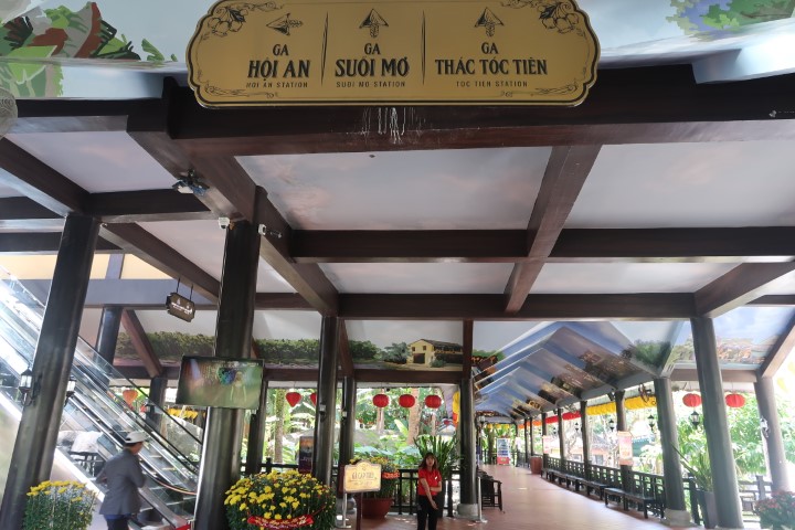Heading right to the top of Ba Na Hills via Toc Tien Station