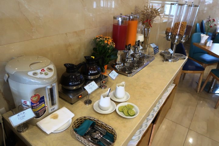 Seashore Hotel Apartment Hotel Breakfast - Coffee, Tea and Fruit Juice