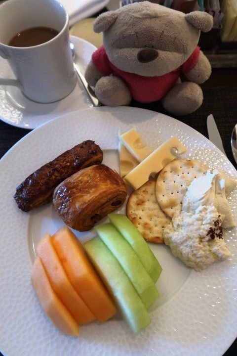 2bearbear's breakfast at Imperial Club Lounge Atlantis Dubai