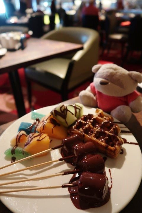 Saffron Buffet Breakfast at Atlantis Dubai: Chocolate Fondue Items