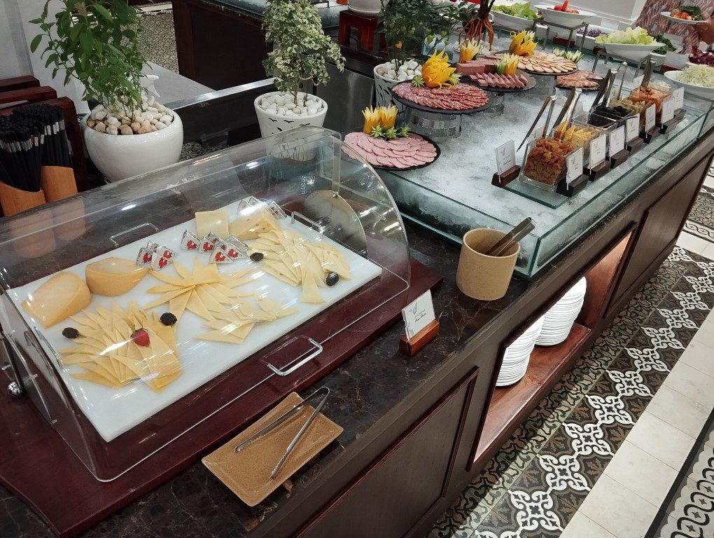 Vinpearl Resort & Spa Phu Quoc Buffet Breakfast at Seashell Restaurant - Hams and Cheeses