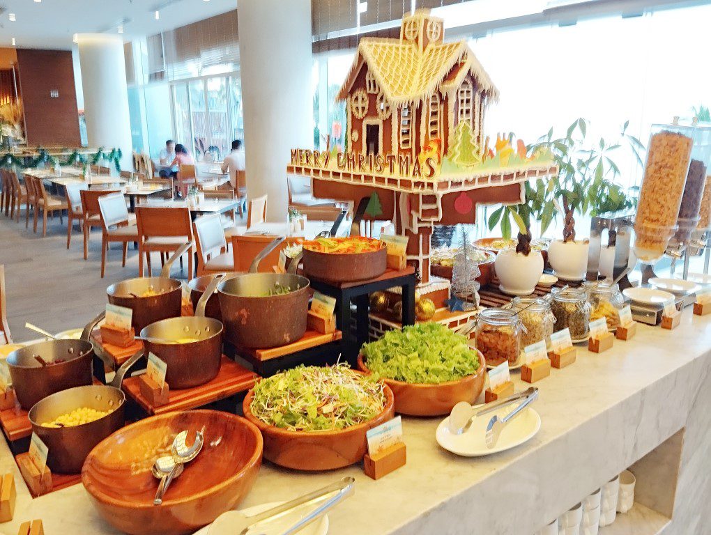 Seashells Phu Quoc Hotel & Spa Breakfast Buffet - Salads