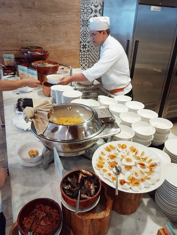 Seashells Phu Quoc Hotel & Spa Breakfast Buffet - Pho and Fried Rice