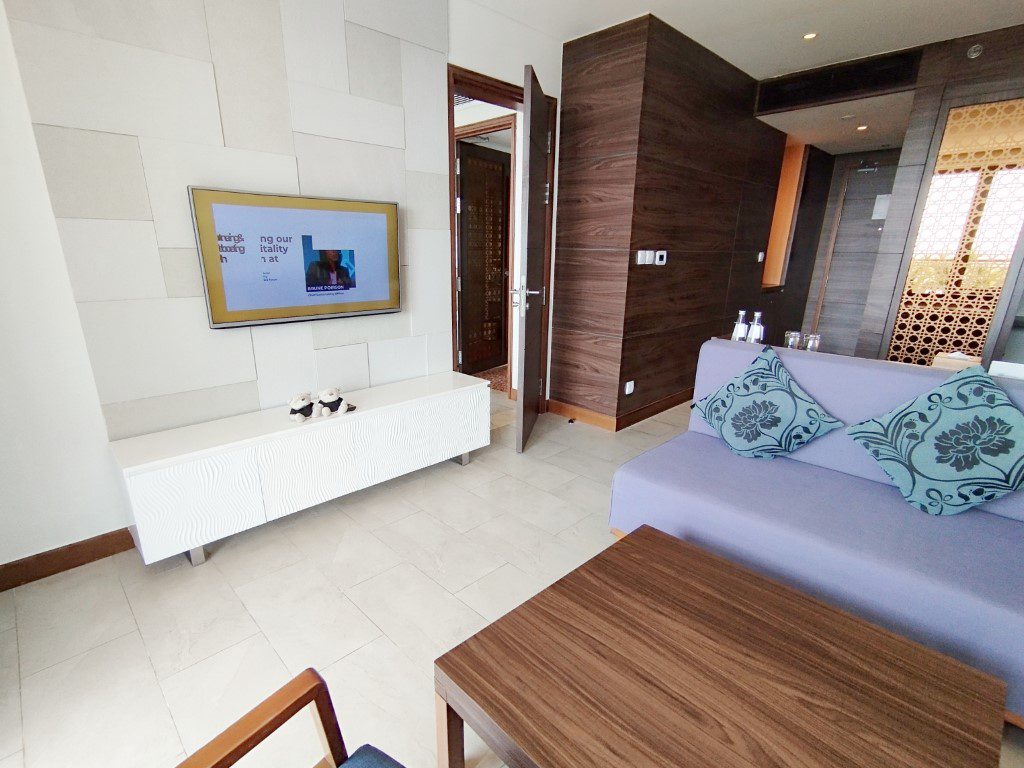 Novotel Phu Quoc Resort Superior Suite - Living space that leads to the bedroom