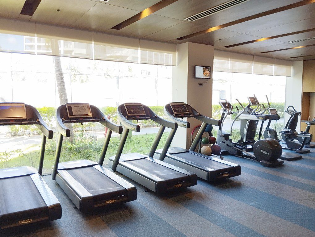 Novotel Phu Quoc Resort Gym - Treadmills