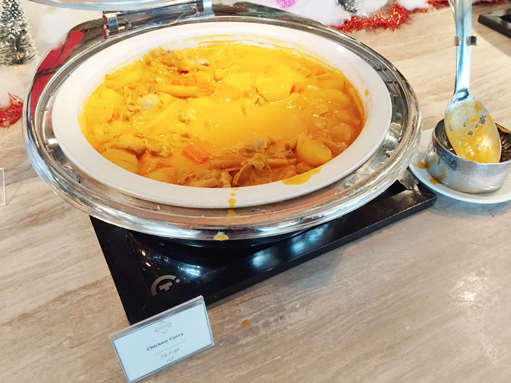 Novotel Phu Quoc Resort Breakfast Buffet at Food Exchange - Curry Chicken