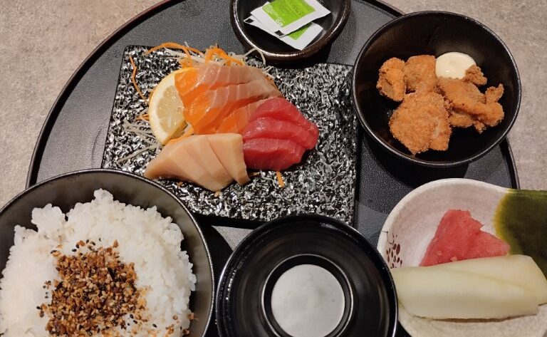 TGM Sashimi Platter (Salmon, Tuna, Swordfish) at Changi Airport Terminal 2 Review