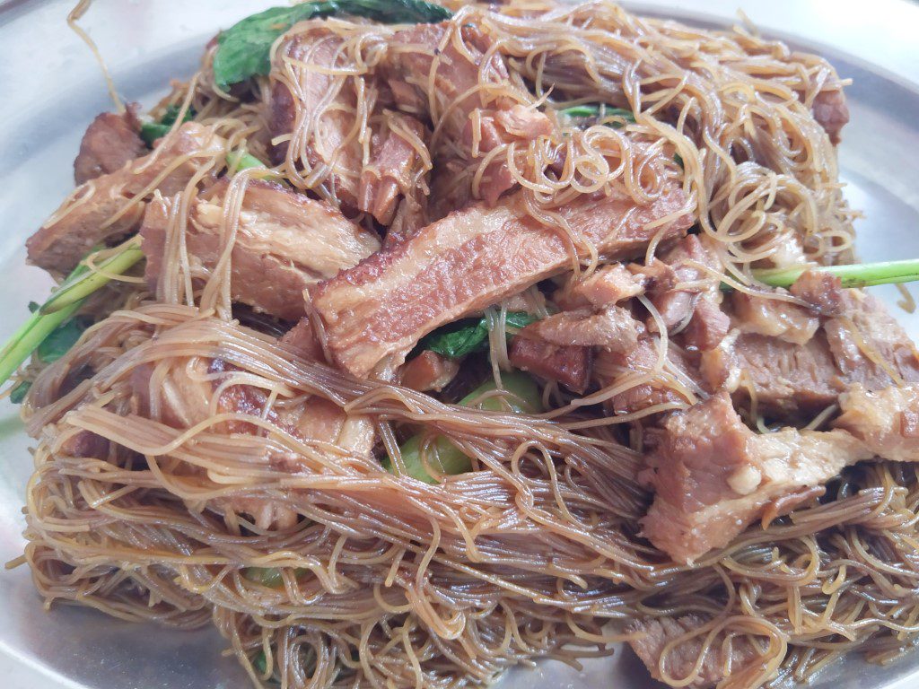 Restoran Pan Heong (品香食家小馆) - Braised Pork Belly Bee Hoon (Kou Yok Bee Hoon - 扣肉米粉) 33RM