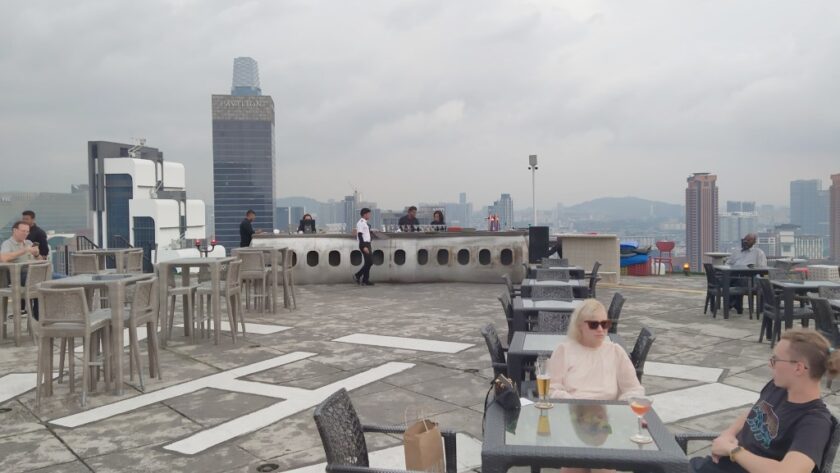 Heli Lounge Bar Kuala Lumpur Review (aka Helipad)