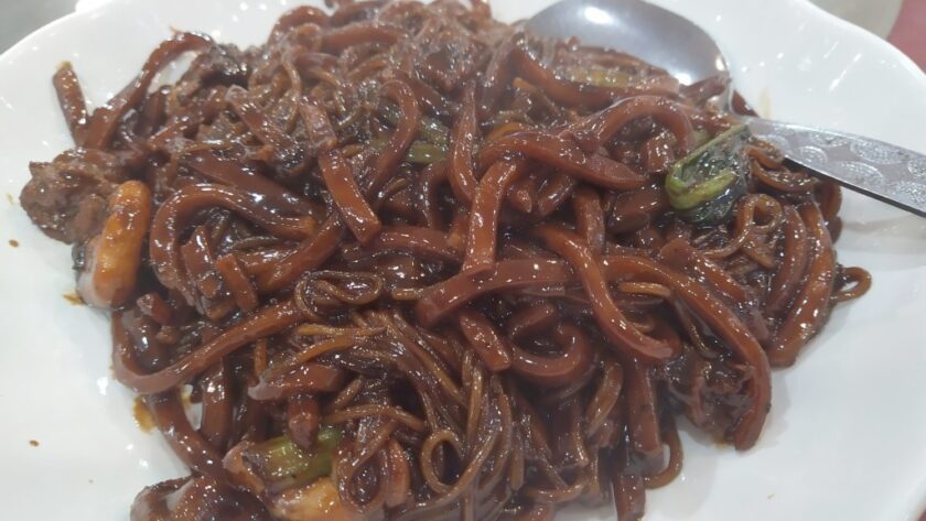 Restoran New Ocean Restaurant Kuala Lumpur - KL Hokkien Mee (with bee hoon)