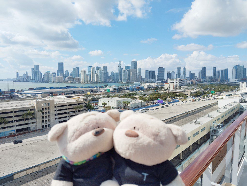 2bearbear at Deck 15 of MSC Divina that overlooks Port of Miami during KLOVE Cruise 2024