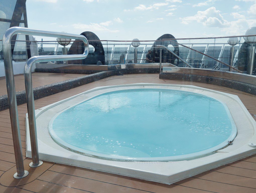 MSC Divina Deck 16 - Private Hot Tub